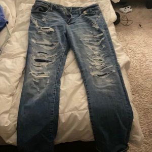 American eagle ripped jeans